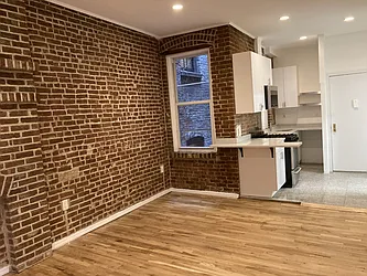 Rented by Bouklis Group