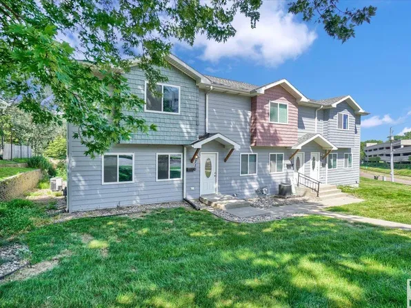 2719 Douglas St, Sioux City, IA 51104