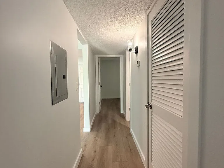 14417 Americana Cir #204 — Photo 16