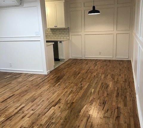 3rd image of 821 Westmount Dr #11