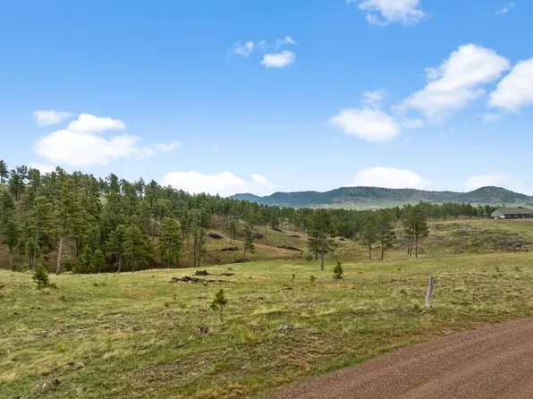 12514 Pine Shadows Rd, Hot Springs, SD 57747