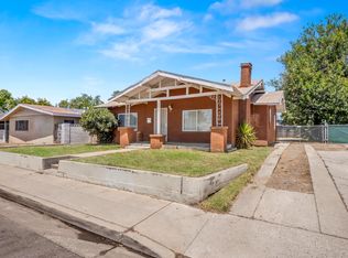 1211 E Clinton Ave, Fresno, CA 93704