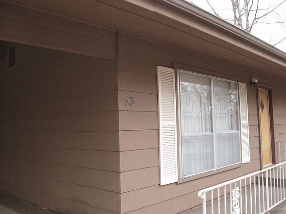 5th image of 13 Evesham Ln