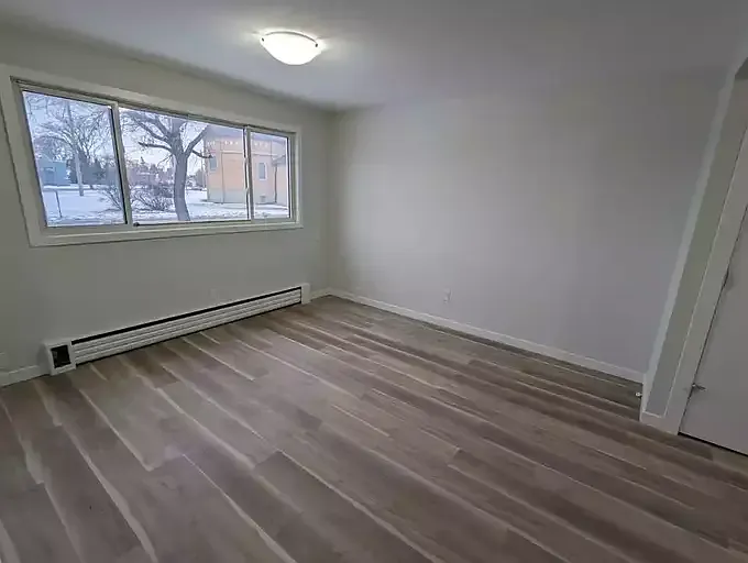 511 Munroe Ave #3 — Photo 7