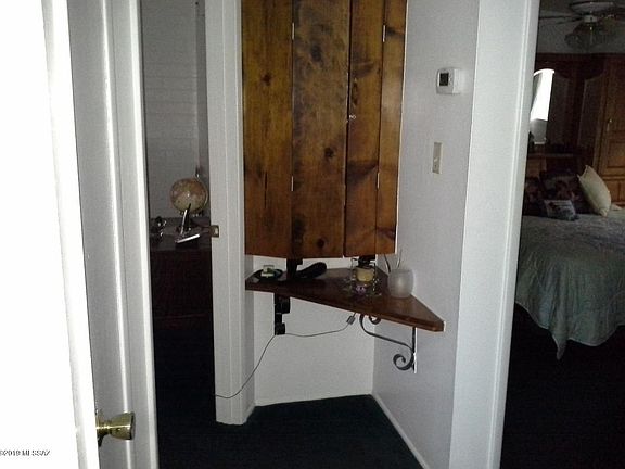 4th image of 4966 S Highland Dr