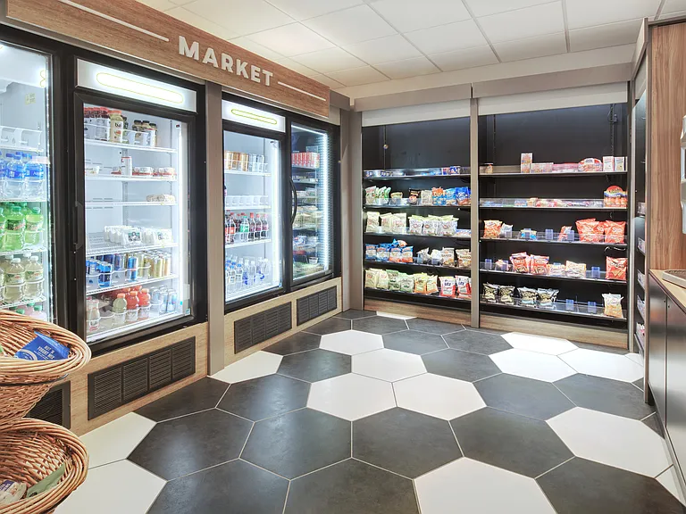 Grab 'n Go Market