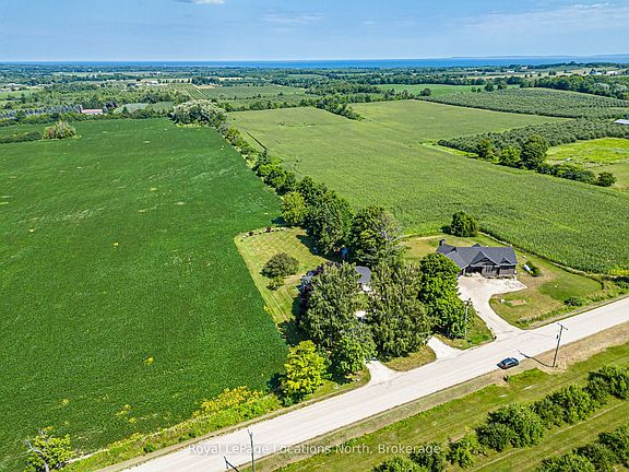4th image of 728099 Side Road 21