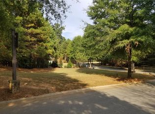 6128 Grand Marina Cir #127, Gainesville, GA