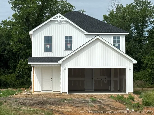 5900 Gator Way, Hope Mills, NC 28348