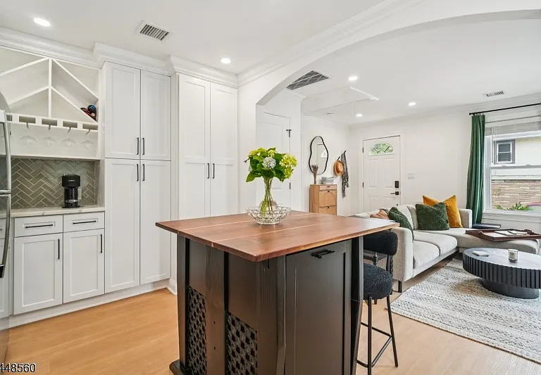 20 Mine Ave — Photo 5