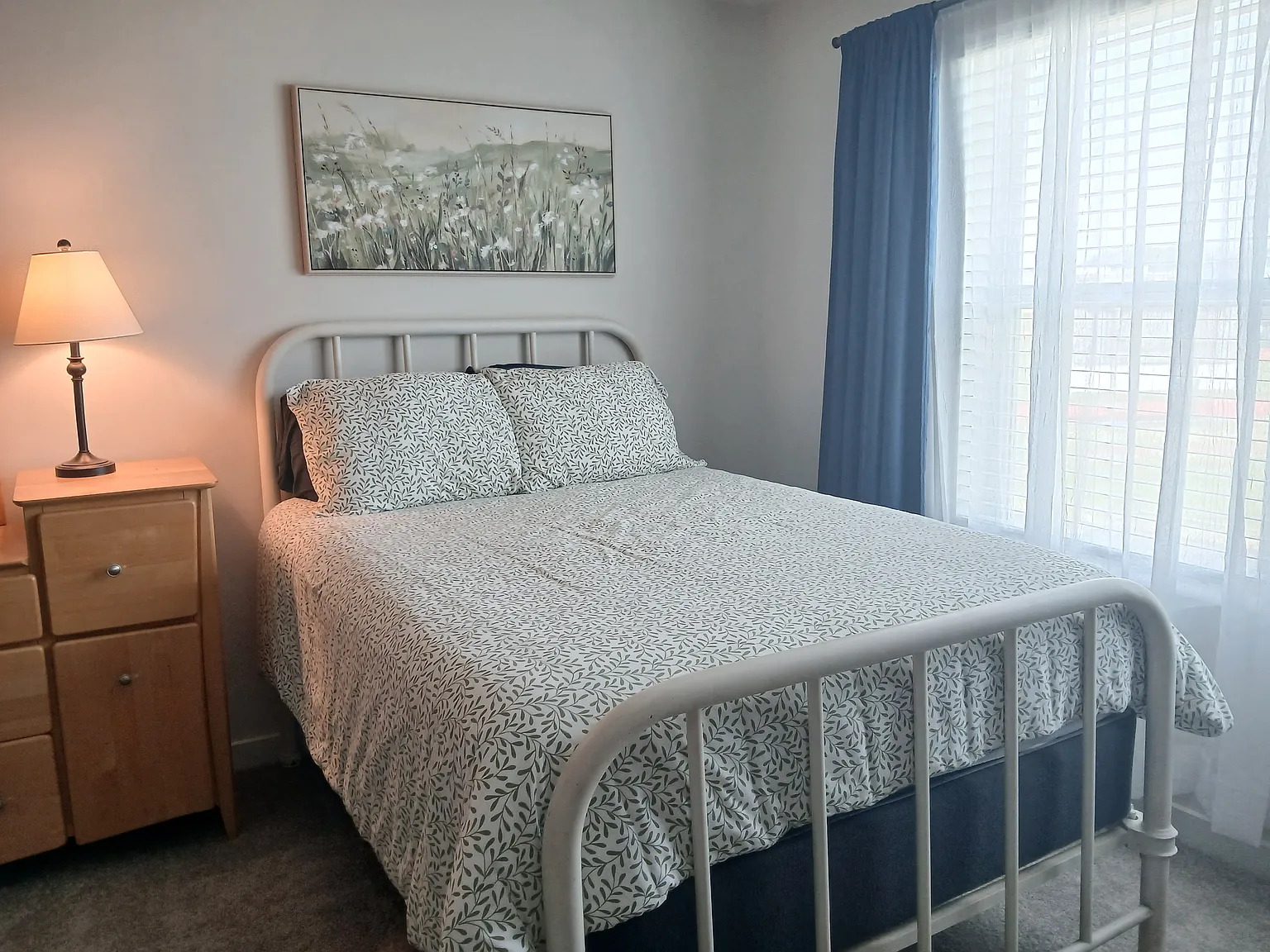3 bed, 2.5 bath, 1673 sqft, $1,050 — Photo 4