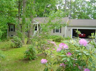 81 Depot Rd, Leverett, MA 01054