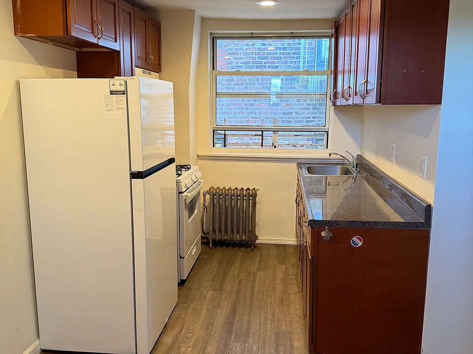 3039 Radcliff Ave #3