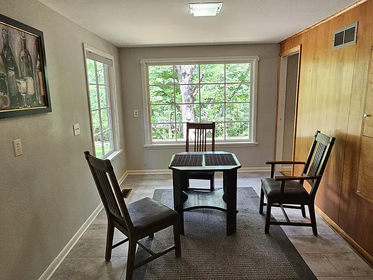 1506 W Cleveland St — Photo 11