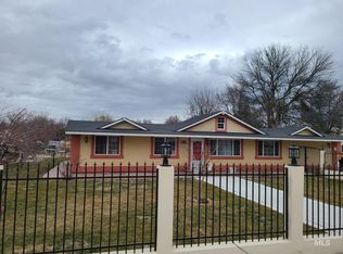 1522 E Iowa Ave, Nampa, ID 83686