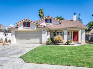 5640 W Oak Ave, Fresno, CA 93722