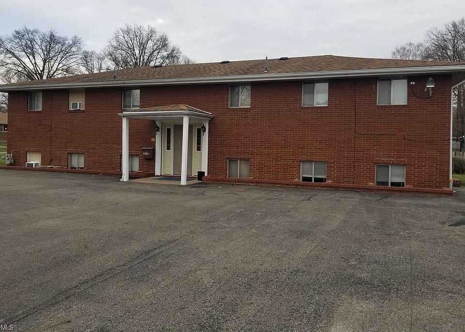 1st image of 365 Argyle Ave #1