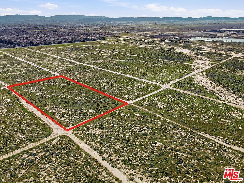 1st image of 0 W Avenue G #6