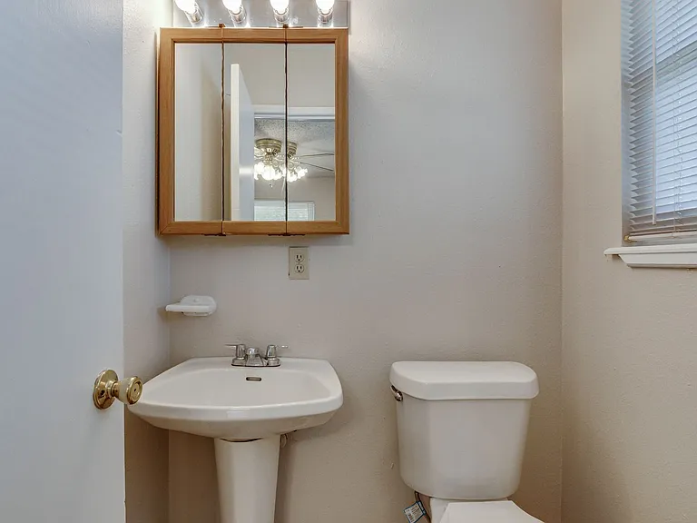 1805 Melody Dr — Photo 29