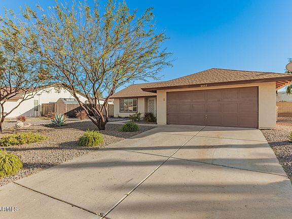 3rd image of 8057 W DREYFUS Drive