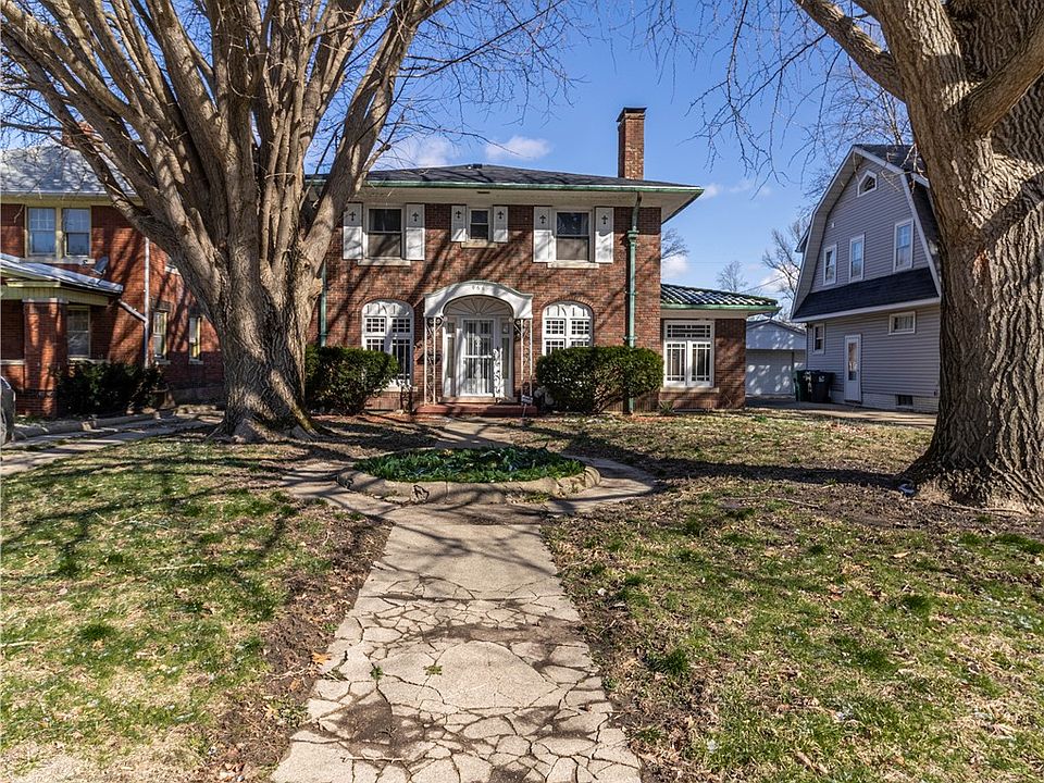 1st image of 966 E Cantrell St