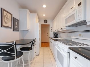 1840 211th St APT 6C, Bayside, NY 11360