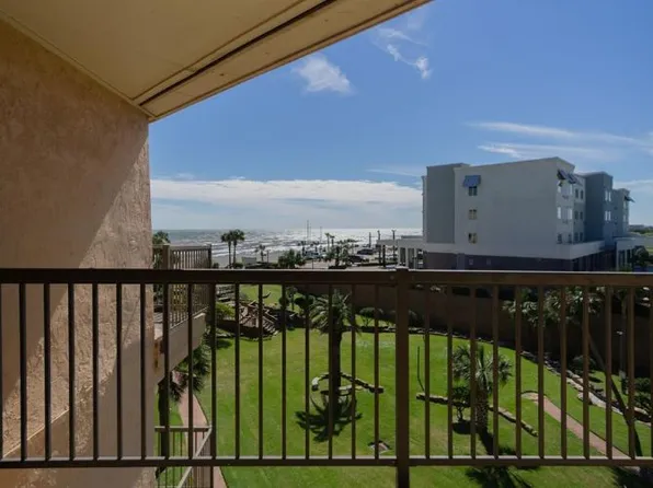 9520 Seawall Blvd APT 313, Galveston, TX 77554