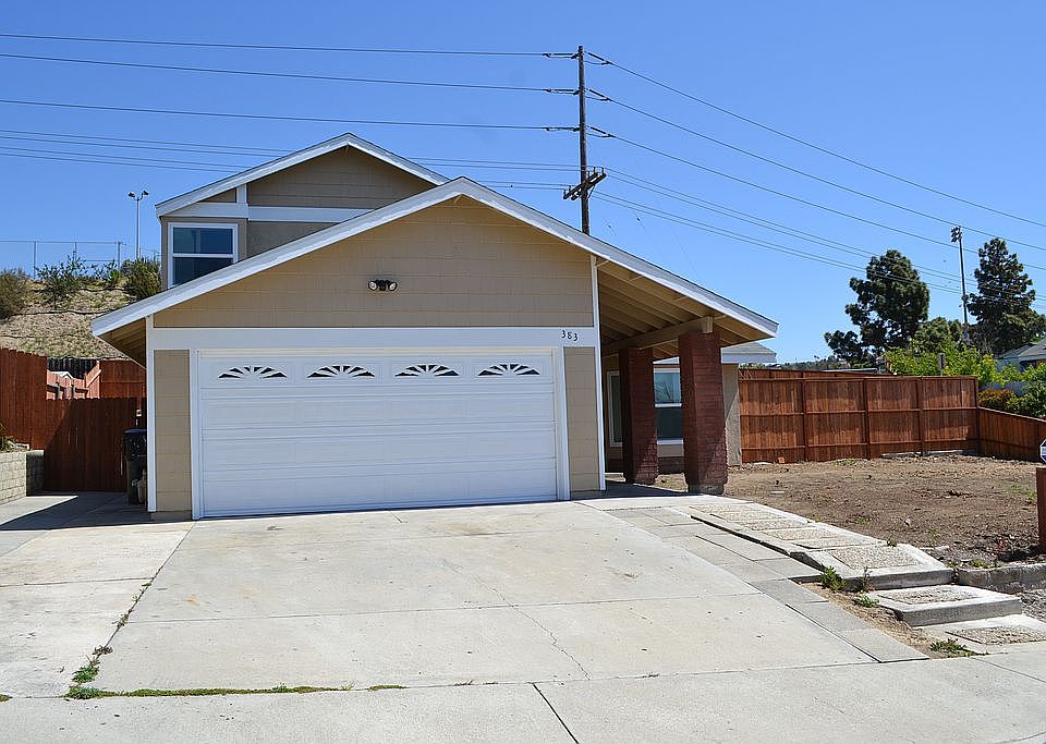1st image of 383 Brandywood St