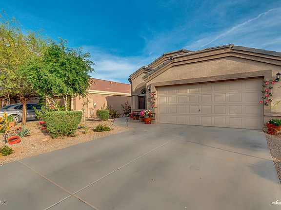 3rd image of 1815 E Wildflower Ln