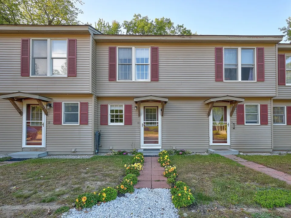 78 Saco Pines Dr #10