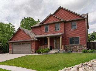 459 Manor Woods Ln NW, Rochester, MN 55901