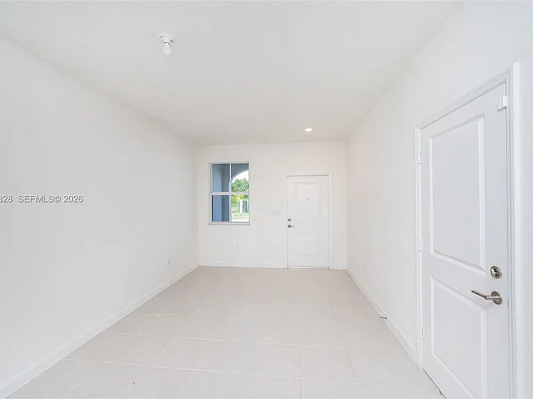 2642 SE 10th St — Photo 19