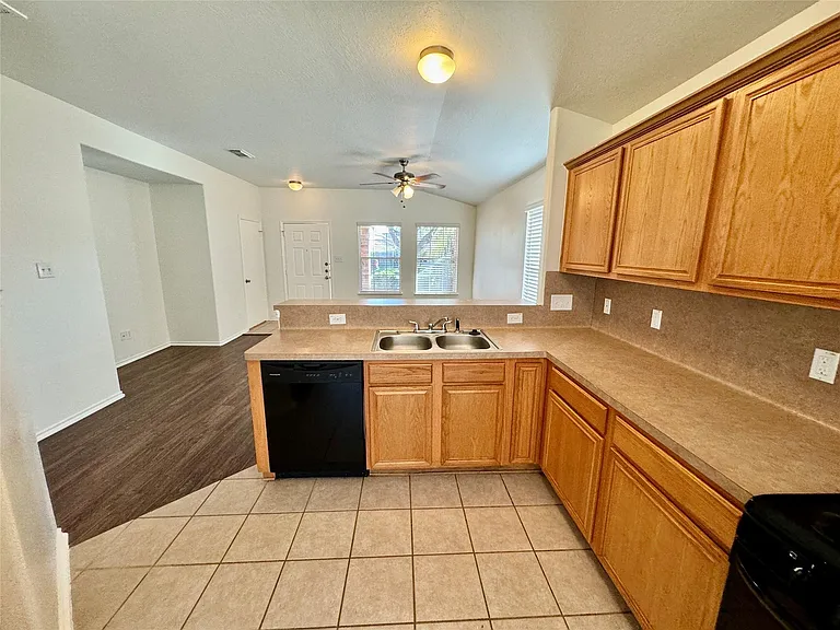 20111 Sweet Magnolia Pl — Photo 4