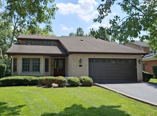 1031 Holly Ln, Glenview, IL 60025