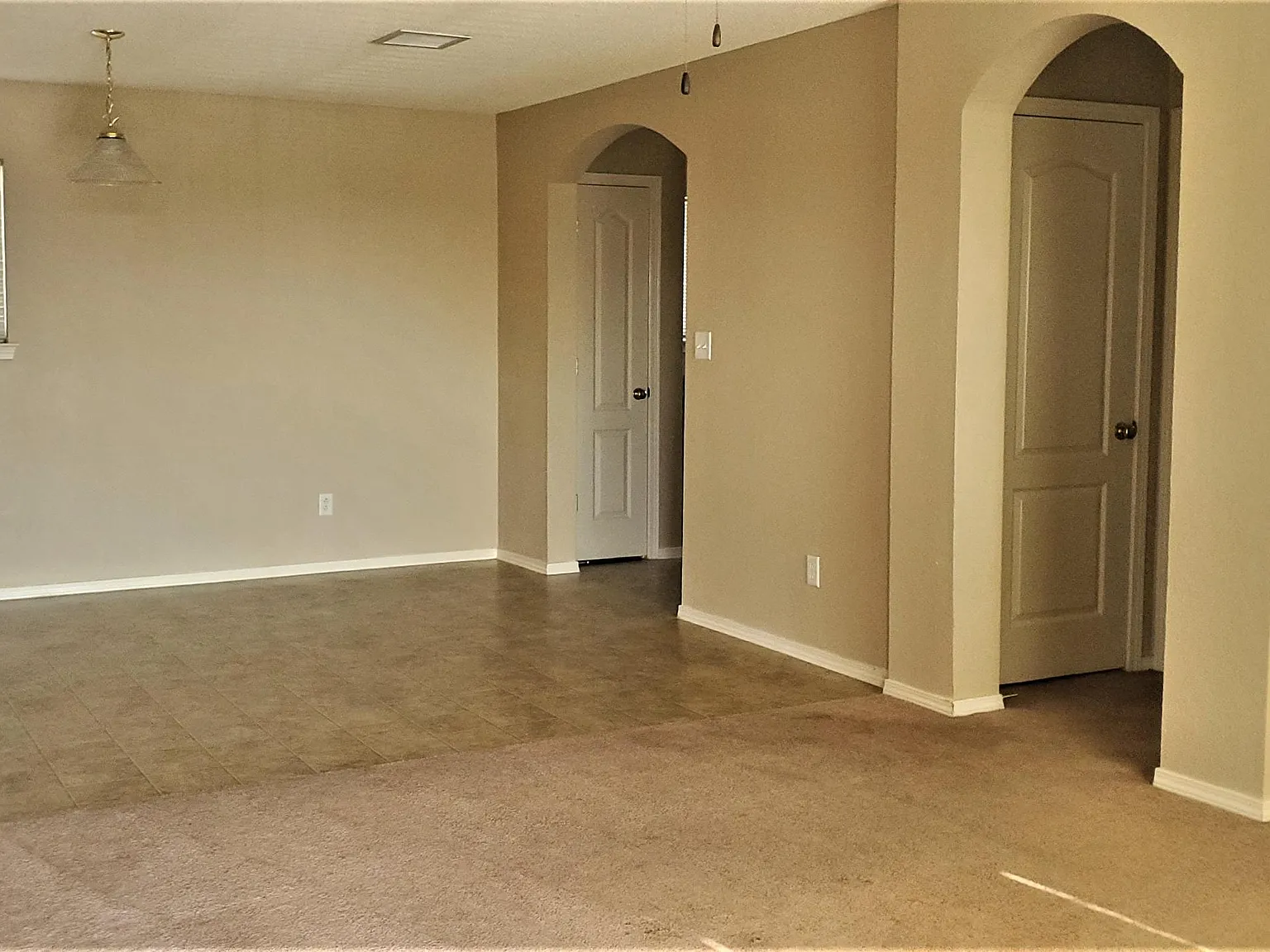 2 bed, 2.0 bath, 978 sqft, $995 — Photo 4