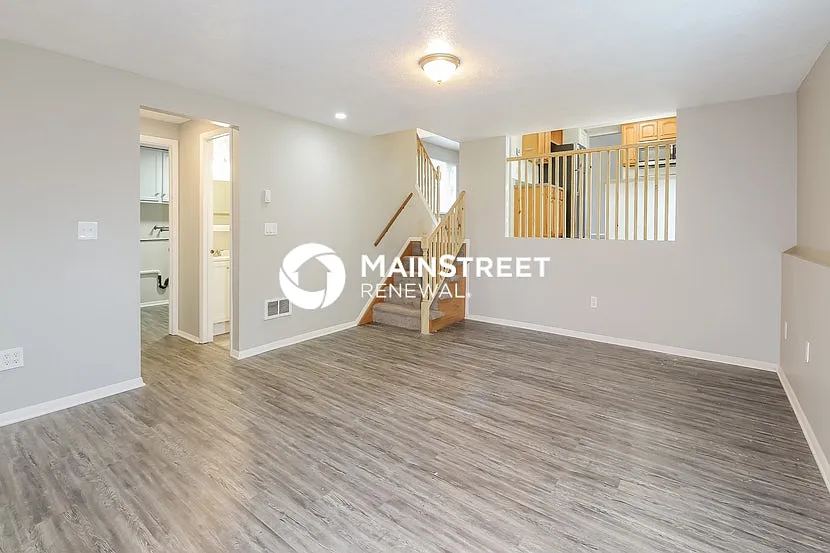 35311 Downing Ave — Photo 4