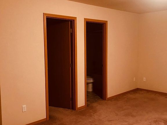 2nd image of 703 NE Lauren St