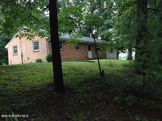 2nd image of 4360 Roanoke St