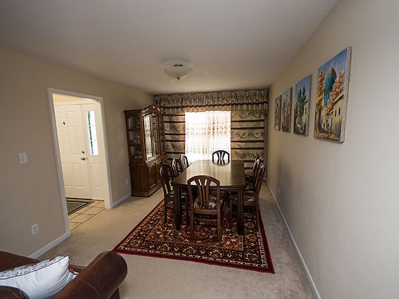 4th image of 1223 S Barnes Dr