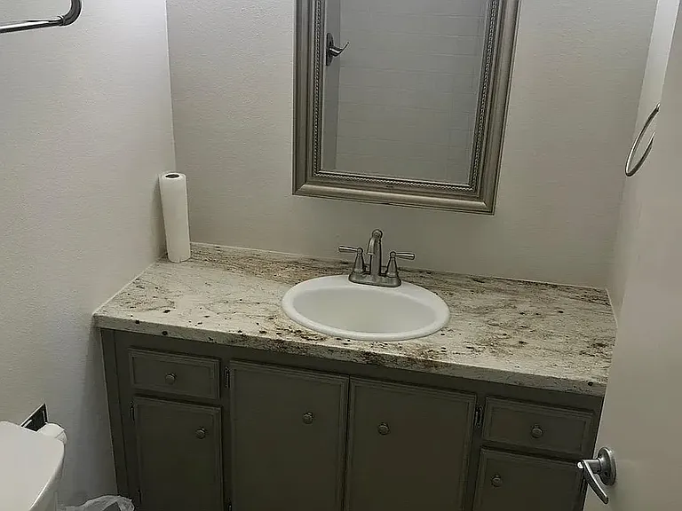 2601 E Jeffrey Loop — Photo 16