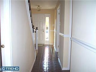5th image of 1604 Weatherstone Dr