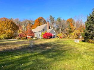 32 Meeting House Dr, Strafford, NH 03884