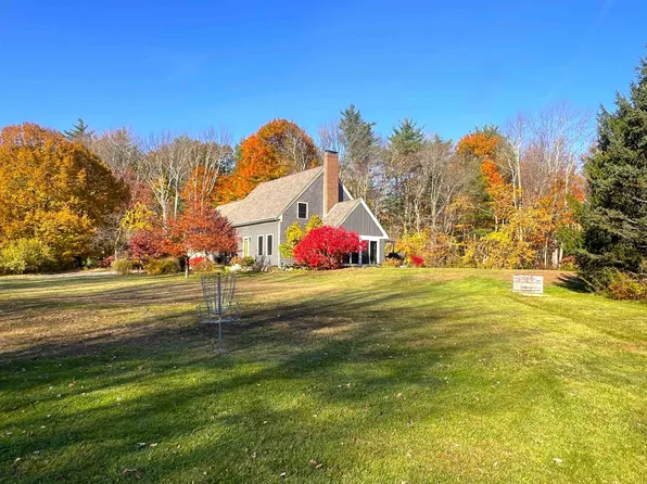 32 Meetinghouse Drive, Strafford, NH 03884