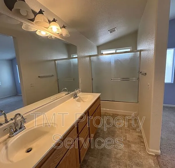 9084 Pebble Field Way — Photo 10