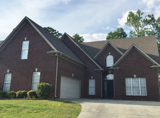 150 Savannah Ln, Calera, AL 35040