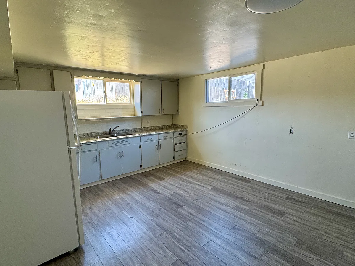 Building Photo - 1419 Oakley Ave #4