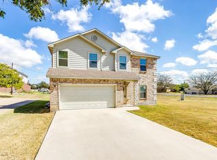 500 W Links Dr, Godley, TX 76044