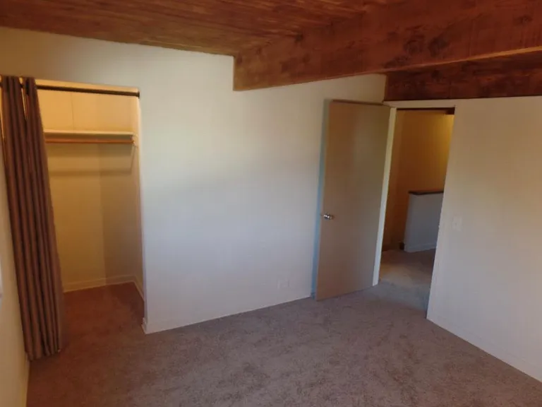 811 S La Grange Rd #C — Photo 20