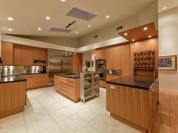 2nd image of 11234 E Del Timbre Dr