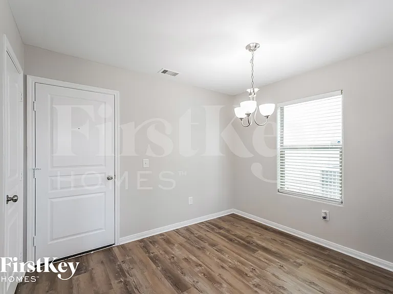 9923 Sanders Rose Ln — Photo 6